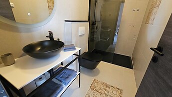 Apartments with Pool Casa Bianca