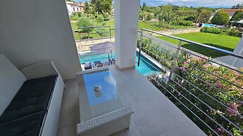 Apartments with Pool Casa Bianca