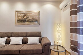 Modern Apartment with Patio in Rapallo