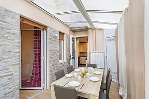 Modern Apartment with Patio in Rapallo