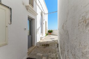 Bianca Fortezza by Wonderful Italy