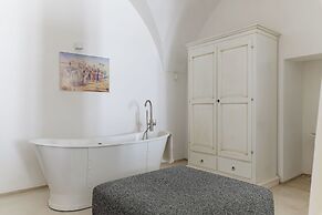 Bianca Fortezza by Wonderful Italy
