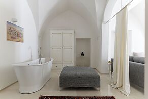 Bianca Fortezza by Wonderful Italy