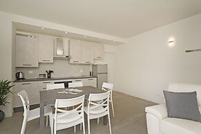 Sunshine Apartment by Wonderful Italy