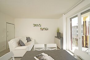 Sunshine Apartment by Wonderful Italy