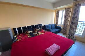 OYO 94083 Apartemen Podomoro Golf View Victory Rooms