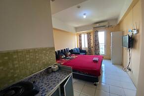 OYO 94083 Apartemen Podomoro Golf View Victory Rooms