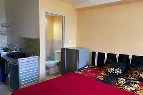 OYO 94083 Apartemen Podomoro Golf View Victory Rooms