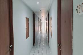 OYO 94083 Apartemen Podomoro Golf View Victory Rooms