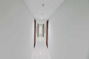 OYO 94083 Apartemen Podomoro Golf View Victory Rooms