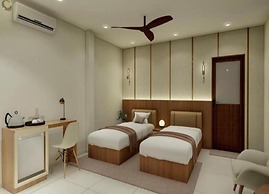 Q-ONE by Glitz hotels