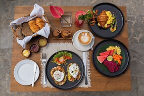 Ubud Mas Glamping Luxury Tent