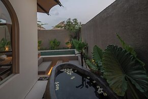 Ubud Mas Glamping Luxury Tent