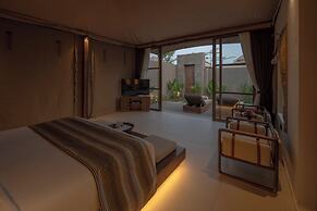 Ubud Mas Glamping Luxury Tent