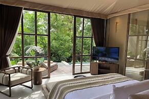 Ubud Mas Glamping Luxury Tent
