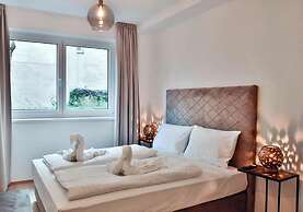 easy flat Hyrtlgasse