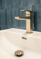 easy flat Hyrtlgasse