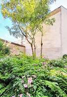 easy flat Hyrtlgasse