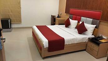 Hari's Court - Hotel and Banquet