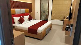 Hari's Court - Hotel and Banquet