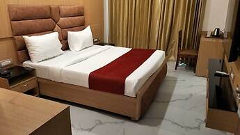 Hari's Court - Hotel and Banquet