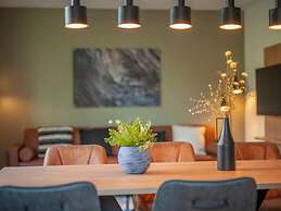 Restyled House With Three Bathrooms, Breda at 10km