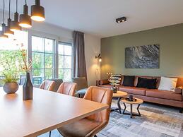 Restyled House With Three Bathrooms, Breda at 10km