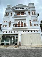 Hotel Radyoharto