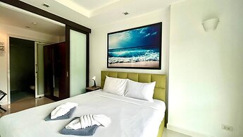 6-49 - 1 Bdr Condo With Balcony and Shared Pool
