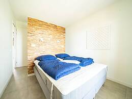 Spacious House With 5 Bathrooms, on the Markermeer