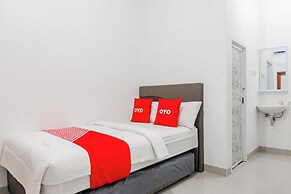 OYO 94086 Penginapan Kertajaya Syariah