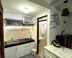 OYO 94087 Apartemen 19 Avenue By Rh