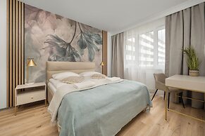 Central Park Wrocław by Renters Prestige