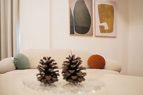 AR SUITES KLJ SQUARE