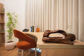 AR SUITES KLJ SQUARE