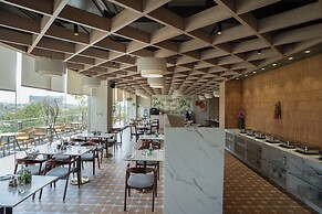 AR SUITES KLJ SQUARE