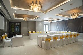 AR SUITES KLJ SQUARE