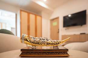 AR SUITES KLJ SQUARE