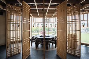 AR SUITES KLJ SQUARE