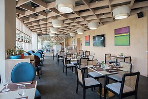 AR SUITES KLJ SQUARE