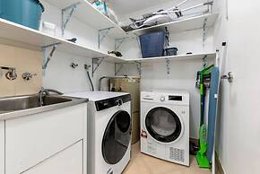 Reef Apartment Cairns - 4 Pools Resort BBQ