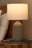 Reef Apartment Cairns - 4 Pools Resort BBQ