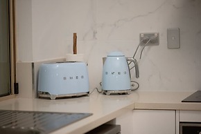 Reef Apartment Cairns - 4 Pools Resort BBQ