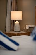 Reef Apartment Cairns - 4 Pools Resort BBQ