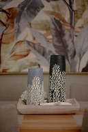 Reef Apartment Cairns - 4 Pools Resort BBQ