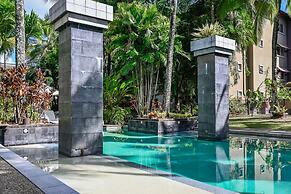 Lux Apartment Cairns - 9 Pools BBQ Gym
