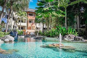 Tropical Bliss - Cairns 9 Pools BBQ Gym