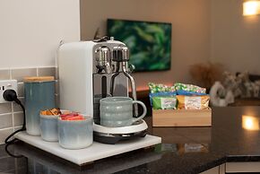 Tropical Gardens - Resort 9 Pools Gym