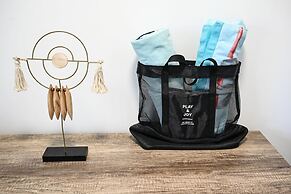 Tropical Paradise Cairns - 9 Pools Gym BBQ