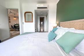 Tropical Paradise Cairns - 9 Pools Gym BBQ